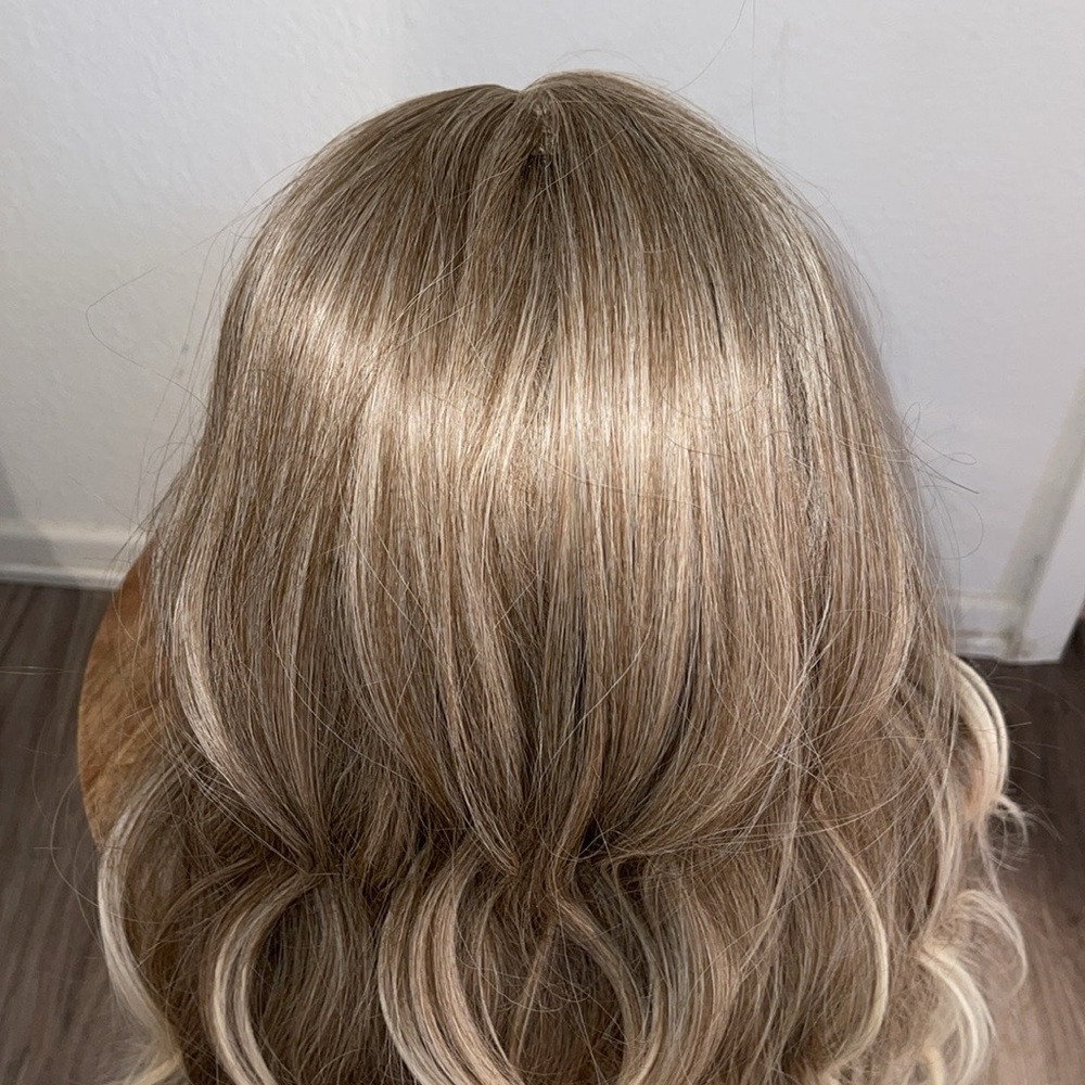 Synthetic Wig- 24"- Lace Part Wig- Brand New- Brown and Blonde Mix #A - Picture 4 of 12